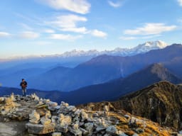 Sunrise view from Chandrashila peak in the Himalayas